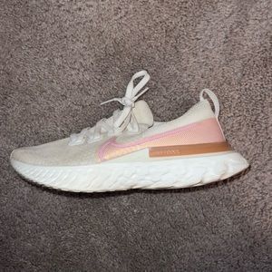 Nike Epic React Infinity Run Flyknit Running Shoes